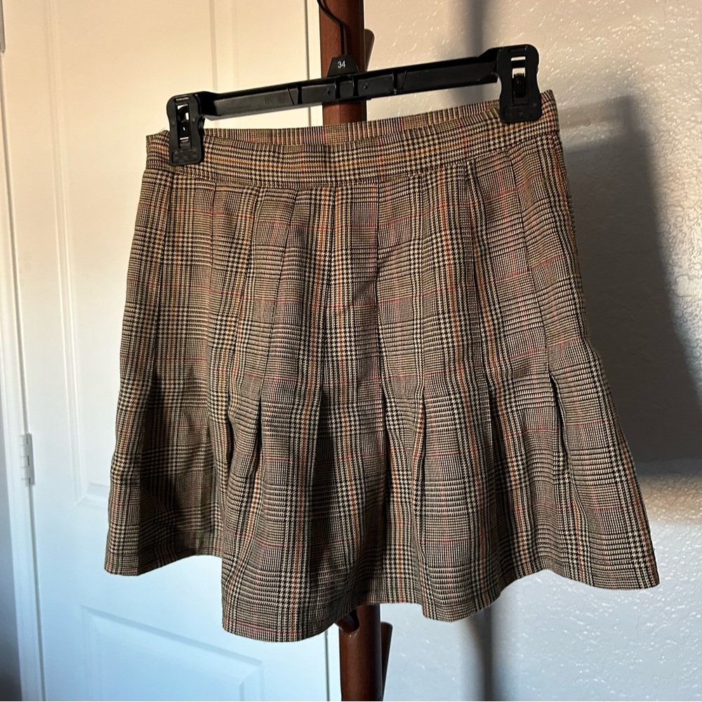 W Sophisticate Petite Tan Plaid Pleated Skirt Size 8 |B62 - Picture 7 of 12